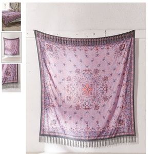 URBAN OUTFITTERS TAPESTRY